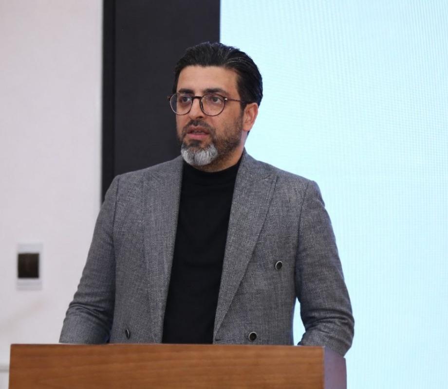 خسرو سرپیری