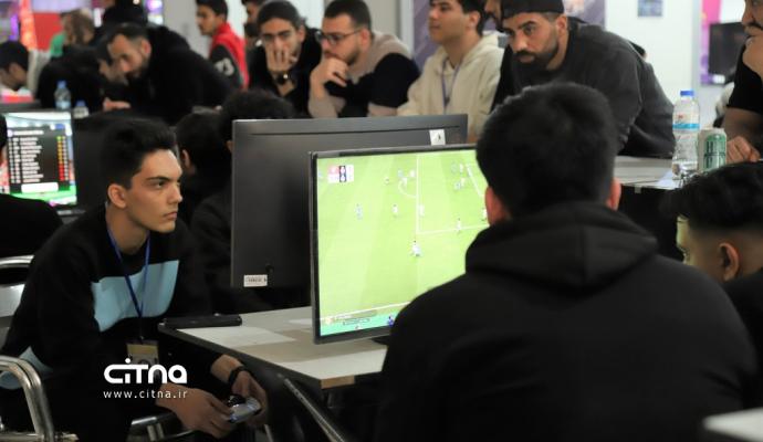 وحید یزدانیان