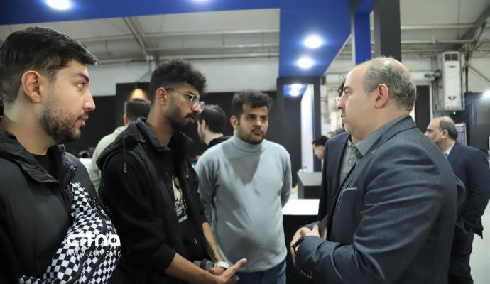 وحید یزدانیان