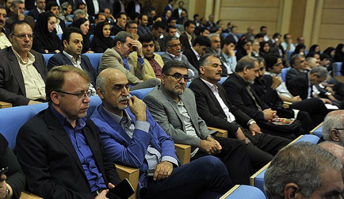 گزارش تصویری/ نخستین نمایشگاه تامین اجتماعی، سرمایه گذاری و توسعه پایدار