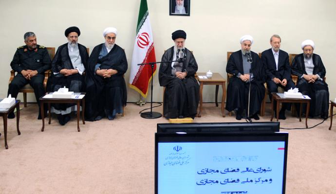 گزارش تصویری/ دیدار اعضای شورای عالی فضای مجازی با رهبر انقلاب