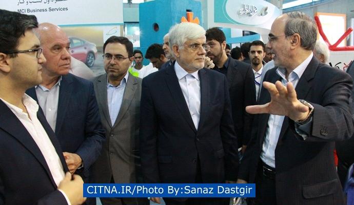 گزارش تصویری/ بازدید دکتر عارف از دستاوردهای همراه اول در نمایشگاه تلکام 2015 