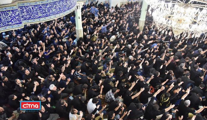 گزارش تصویری سیتنا/ حضور آذری جهرمی و پسرانش در مراسم شب قدر و بیست و سوم ماه مبارک رمضان در حسینیه‌ی همدانی‌ها 