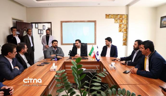 وزیر ارتباطات: تمام ظرفیت‌های خود برای توسعه سکوهای داخلی را پای کار آورده‌ایم