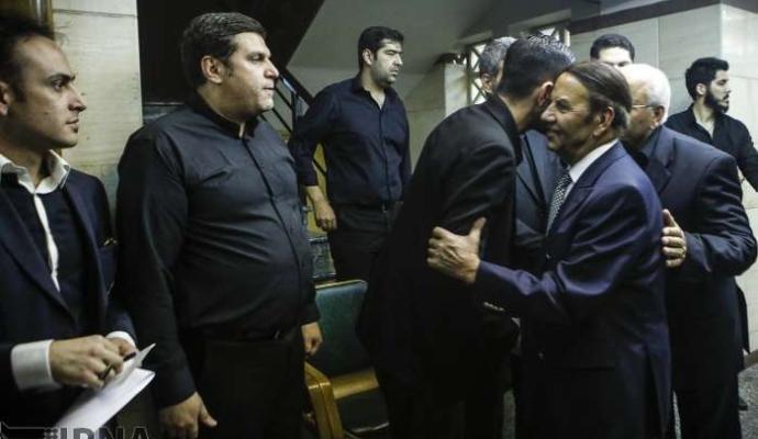 تصاویر مراسم یادبود "حبیب محبیان" در مسجد جامع شهرک غرب