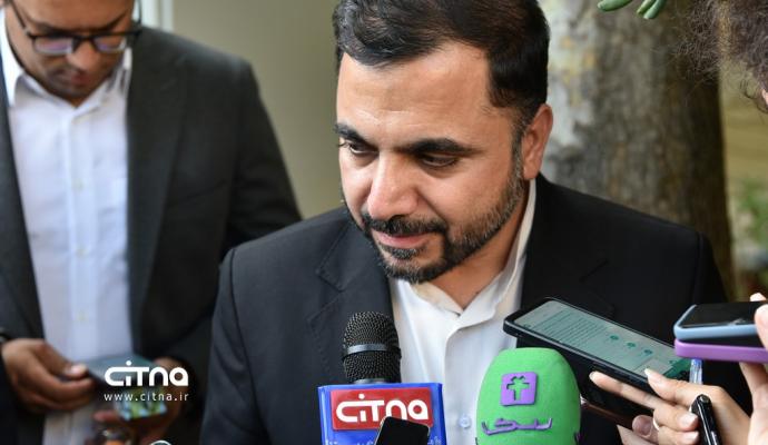 وزیر ارتباطات در پاسخ به سیتنا: امیدواریم شرکت مخابرات به جمع اپراتورهای خدمات‌رسان‌ بپیوندد/ مشکل نصب آنتن‌های تلفن همراه، با همکاری دستگاه‌های اجرایی قابل رفع است