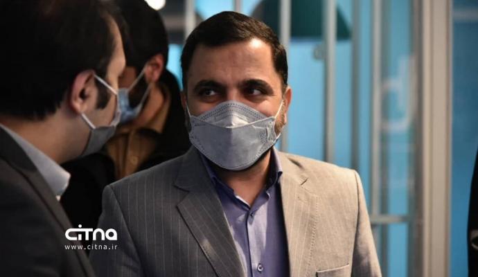 گزارش تصویری سیتنا از بازدید وزیر ارتباطات از پلتفرم کتابخوانی طاقچه