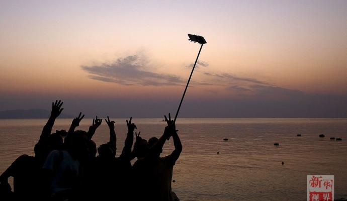 تصاویر/ سلفی های جالب سال 2015 