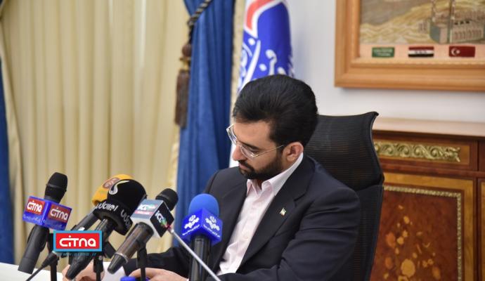 گزارش تصویری سیتنا از مراسم ارایه‌ی برنامه‌ی حمایتى دولت در خصوص ارتقاء سهم بازار براى گوشى همراه هوشمند تولید داخل