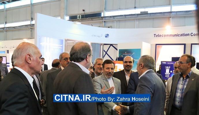 گزارش تصویری سیتنا/ بازدید دکتر واعظی از سالن شرکت مخابرات ایران در نمایشگاه تلکام