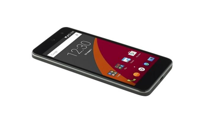 گوشی دو سیم‌کارت 4G وایلی فاکس سوئیفت (+تصاویر)