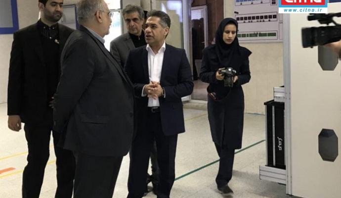 وزیر اقتصاد در بازدید از کارخانه‌ی مخابراتی ارگ جدید: استفاده‌ی دولت از تولیدات ملی ضروری است