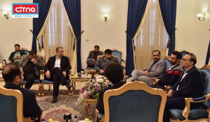 گزارش تصویری/ نشست وزیر ارتباطات با شرکت‌های توزیع محتوا در حوزه‌ی "کودک و اینترنت"