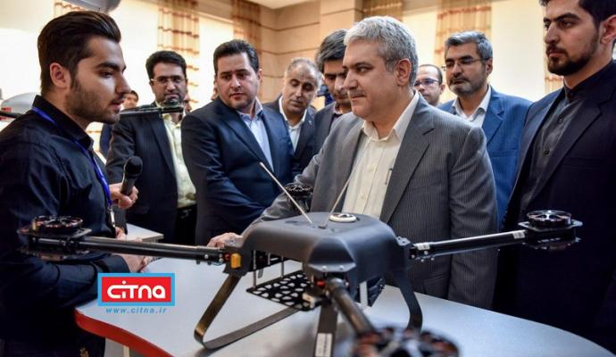 بازدید معاون علمی و فناوری ریاست جمهوری از نمایشگاه محصولات فضایی (+تصاویر)