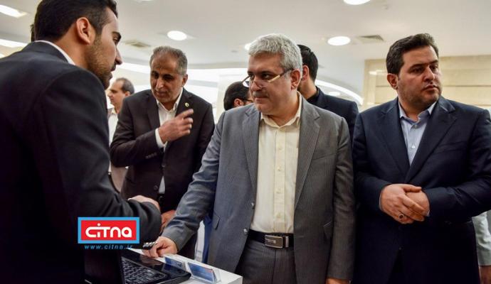 بازدید معاون علمی و فناوری ریاست جمهوری از نمایشگاه محصولات فضایی (+تصاویر)