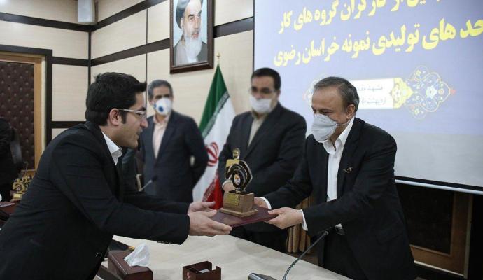 کسب ٣ تندیس ویژه از جشنواره ملی امتنان همزمان با سالروز تولد ٢۵ سالگی شرکت نیان الکترونیک 