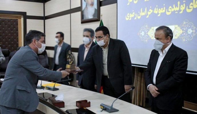 کسب ٣ تندیس ویژه از جشنواره ملی امتنان همزمان با سالروز تولد ٢۵ سالگی شرکت نیان الکترونیک 