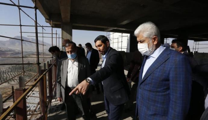 بازدید رئیس کمیسیون بهداشت مجلس از پروژه احداث بیمارستان تخصصی و فوق تخصصی نور؛ دکتر شهریاری: این پروژه افتخار نظام در حوزه بهداشت و درمان است