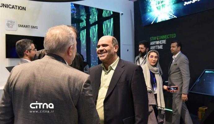 دیدار معاون منطقه آزاد کیش با مدیران عامل اپراتورهای اینترنتی و تلفن همراه در نمایشگاه تلکام