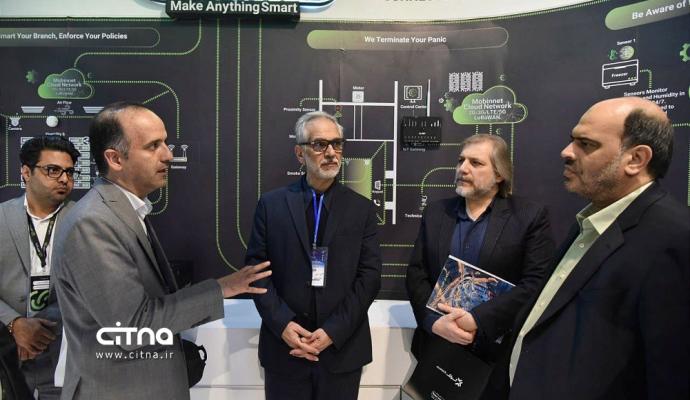 دیدار معاون منطقه آزاد کیش با مدیران عامل اپراتورهای اینترنتی و تلفن همراه در نمایشگاه تلکام