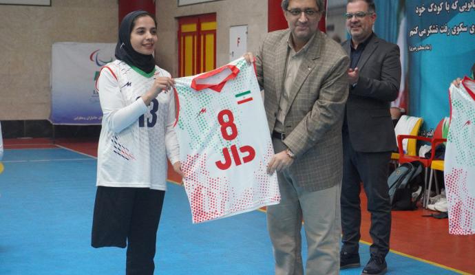 دال، حامی تیم ملی والیبال نشسته بانوان ایران شد