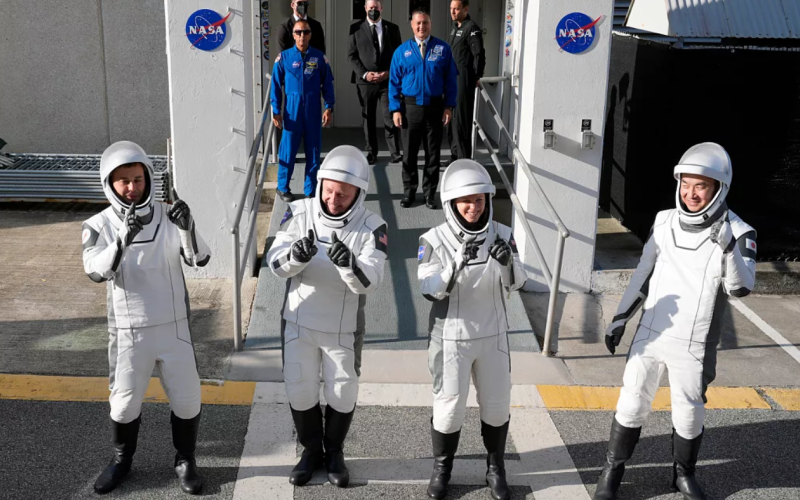  ایستگاه فضایی 