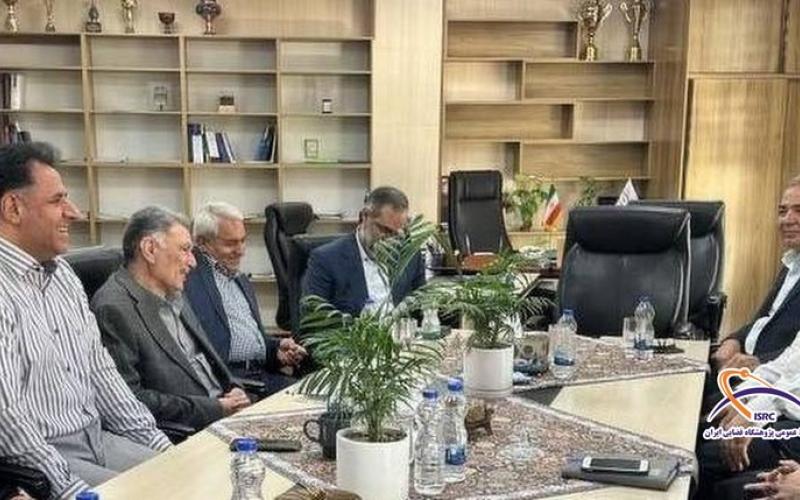 پژوهشگاه فضایی