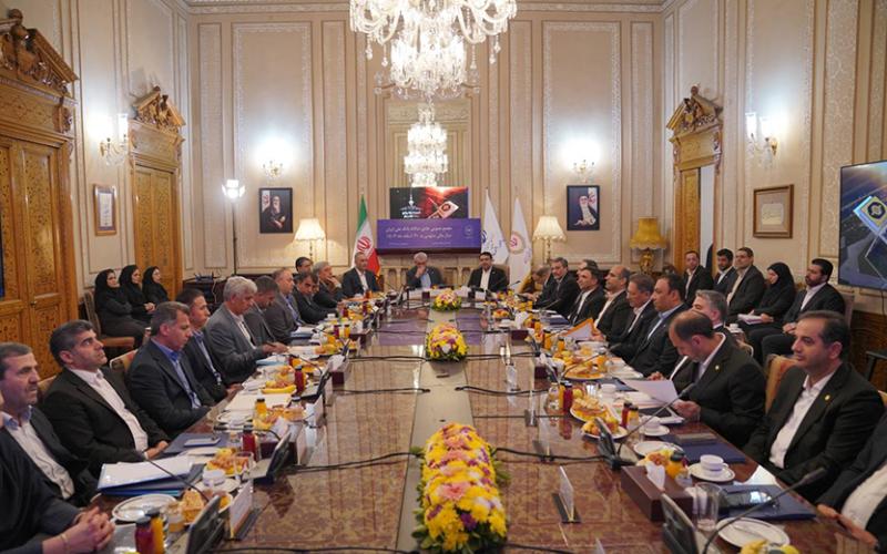 وزیر امور اقتصادی و دارایی