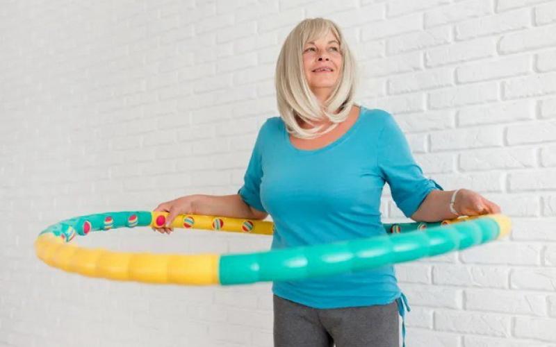 ورزشی سرگرم‌کننده که تناسب اندام را پس از ۶۰ سالگی تقویت می‌کند