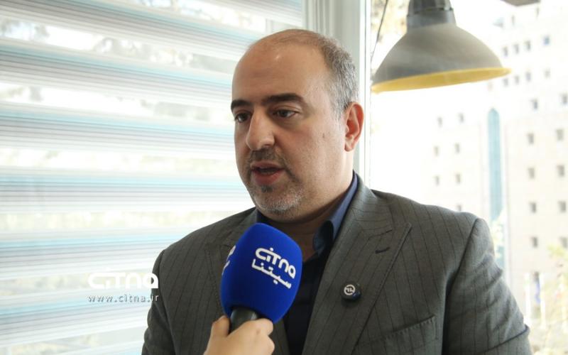 وحید یزدانیان