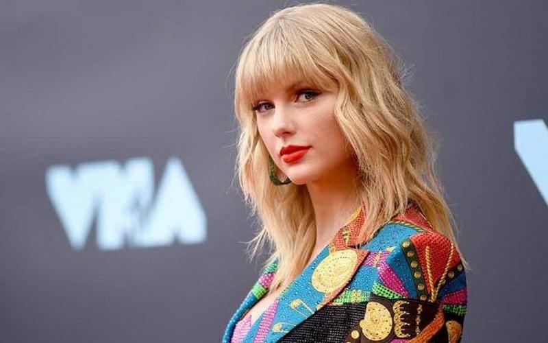 تیلور سوئیفت