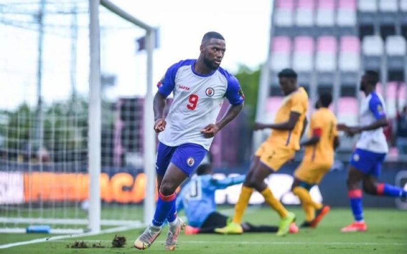 دوکنز نازون