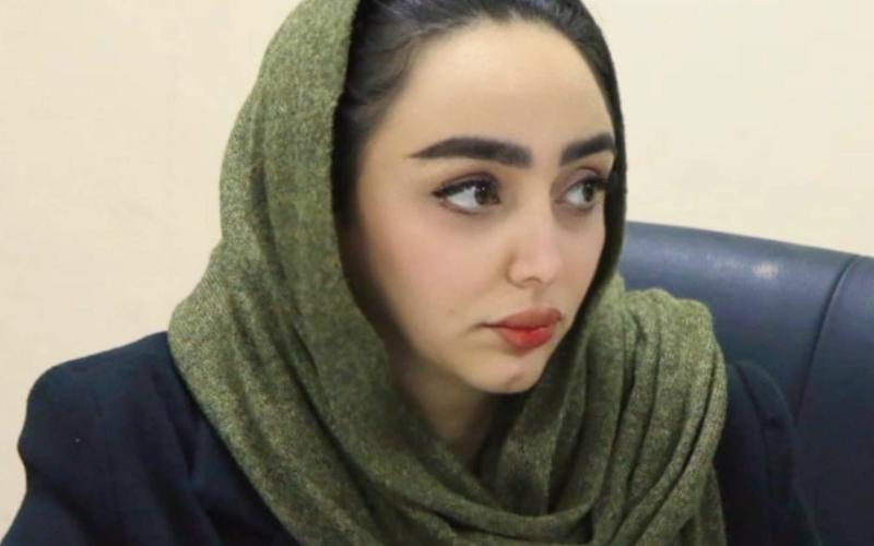 سارا استوار