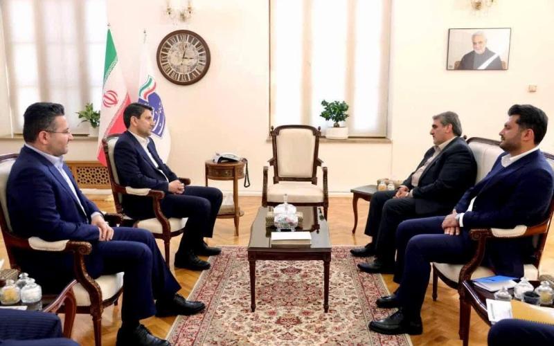 ستار هاشمی