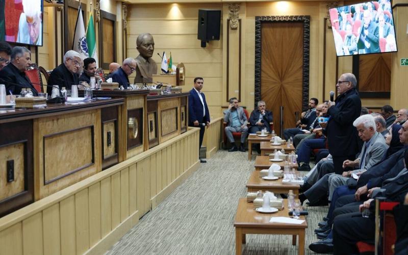 محمدرضا عارف