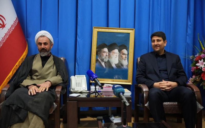 ستار هاشمی 