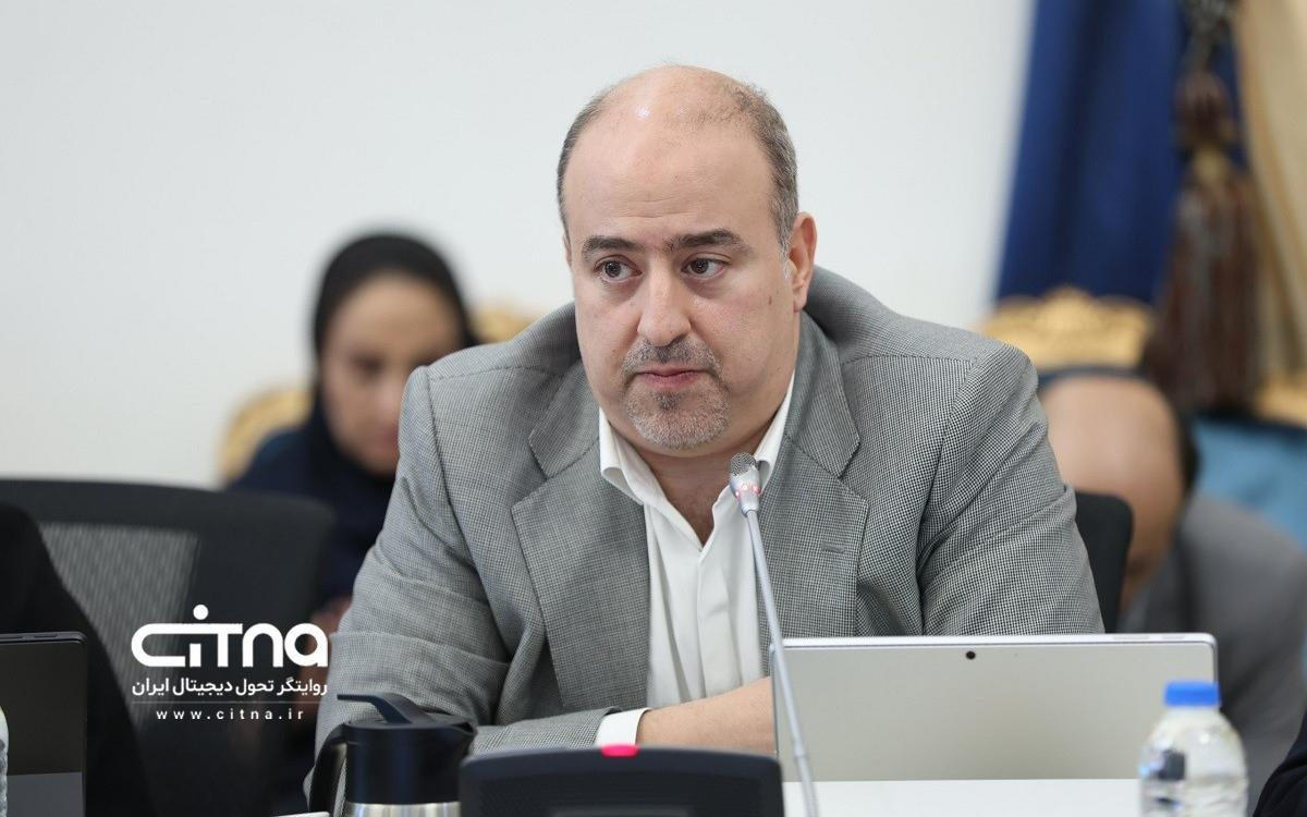 وحید یزدانیان