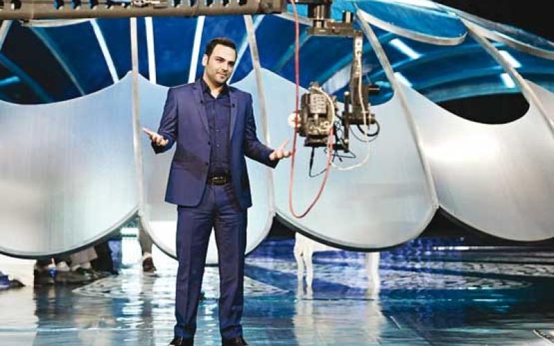 انتقاد تند و تیز احسان علیخانی از علی دایی روی آنتن زنده