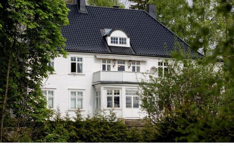 تصویر ویلای 16 میلیارد تومانی سفیر ایران در نروژ از جیب بیت المال! 