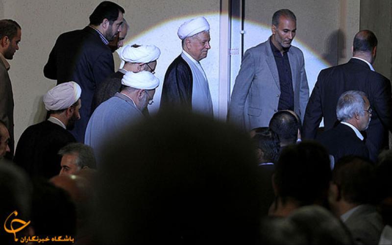 هاشمی رفسنجانی در میان هاله نور (+عکس)