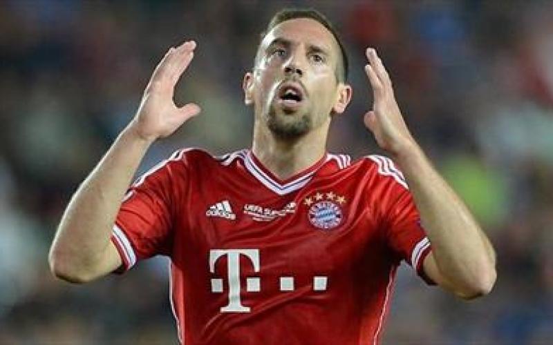 همسرم جای توپ طلا را هم در خانه مان مشخص کرده است