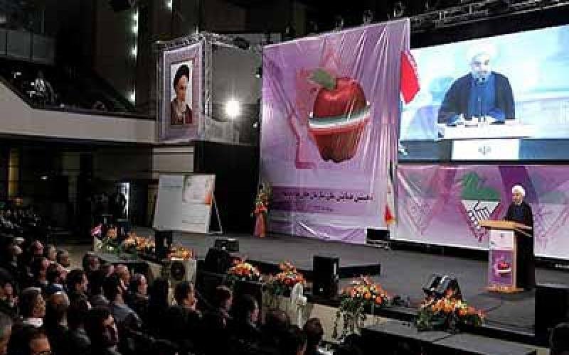 تمبر سازمان های مردم نهاد با حضور رئیس جمهور رونمایی شد 