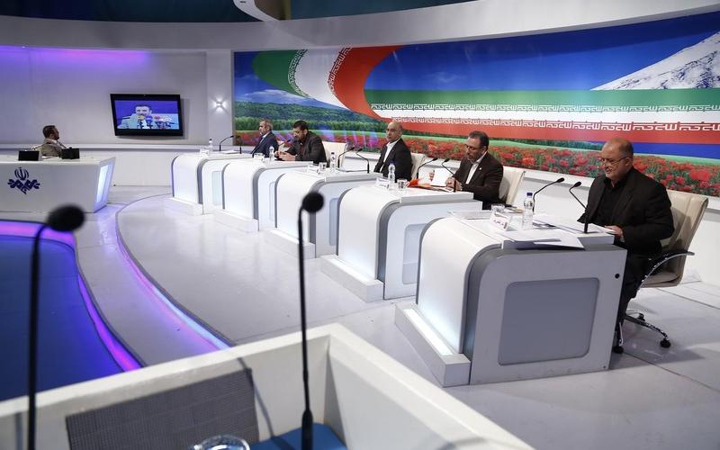 برنامه مناظره با موضوع "کیفیت خدمات تلفن همراه" روی آنتن رفت