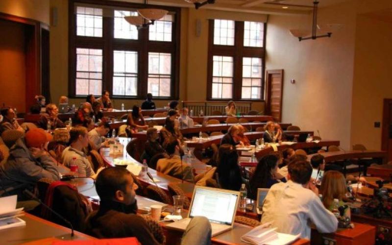 ارائه‎ی واحد جدید دانشگاهی با عنوان «اتلاف وقت در اینترنت»!