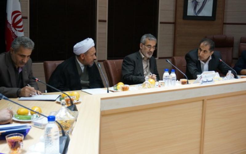 توسعه‎ی شرکت‎های دانش بنیان و اشتغال زایی در حوزه‎ی ICT ضروری است