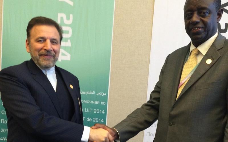 رایزنی‎های وزیر ارتباطات کشورمان در حاشیه‎ی اجلاس سران مختار