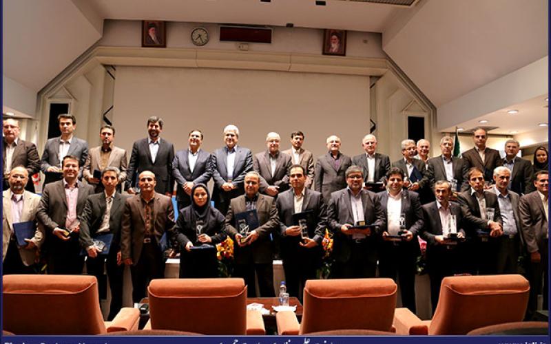 تولید محصول از دانش و صادرات آن باید به سرعت اتفاق بیفتد