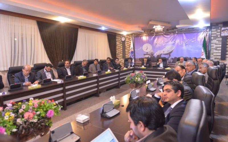جلسه‎ی وزیر ارتباطات با فعالان صنعت مخابرات برای ترغیب سرمایه‎گذاری در شبکه‎ی ملی اطلاعات 