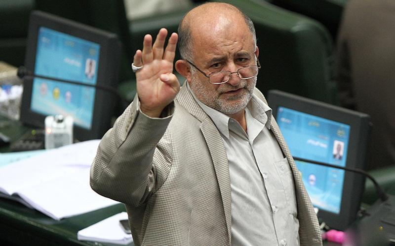 یک طرفه کردن تلفن مشترکان و دریافت هزینه پیامک‎های ارسال نشده، وزیر ارتباطات را به مجلس کشاند!