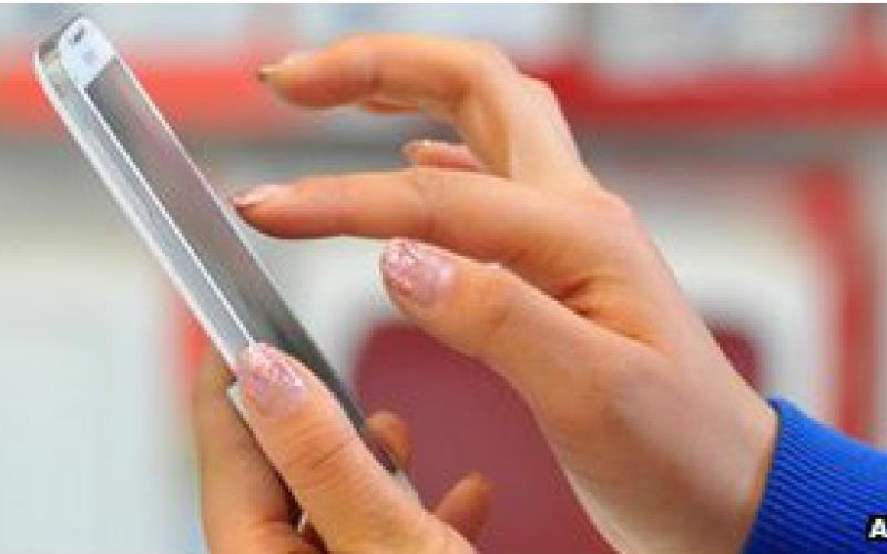 تلفن‎های هوشمند حامل مجموعه میکروب‎های صاحبانشان هستند